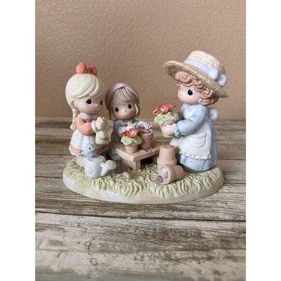 Precious Moments Other - Precious Moments 2001 Planting the Seeds of Love #101548 Ltd Ed 1190/7500 No Box